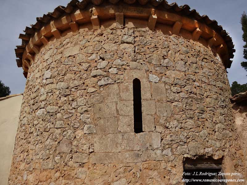 TEMPLO ROMÁNICO. VISTA NORESTE